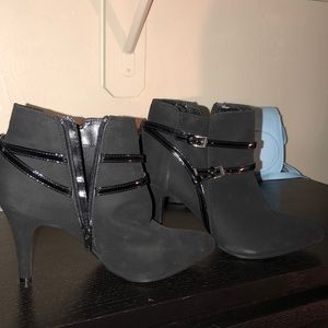 ... me Too high heels in black 🖤